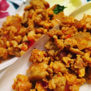 spicy chicken in endive 'boats'